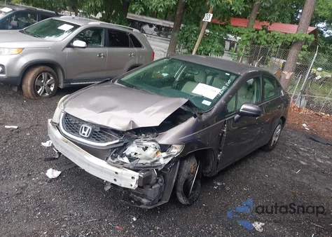 2015 Honda Civic Lx z USA, uszkodzony, nr VIN 19XFB2F59FE019746